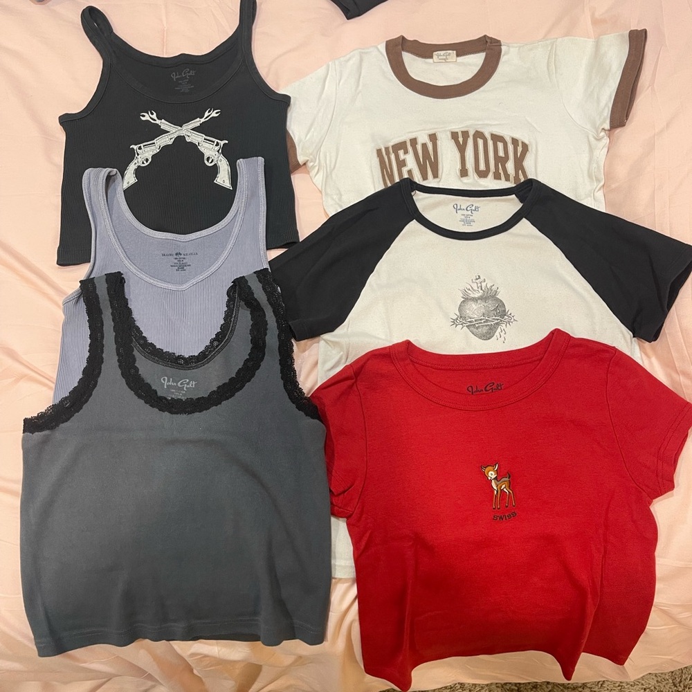 12 Brandy Melville Tops